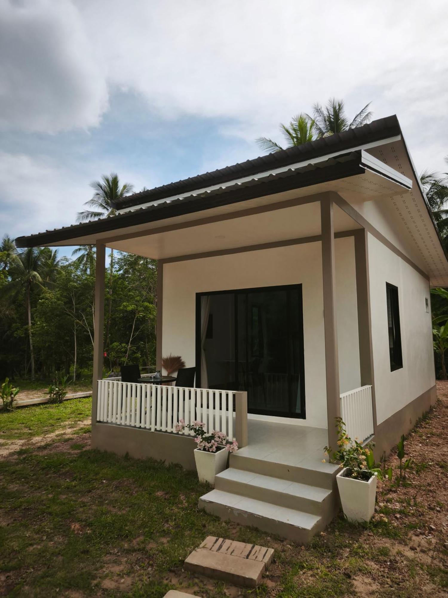 The Secret Garden Homestay Koh Yao Yai เกาะยาวใหญ่ ภายนอก รูปภาพ