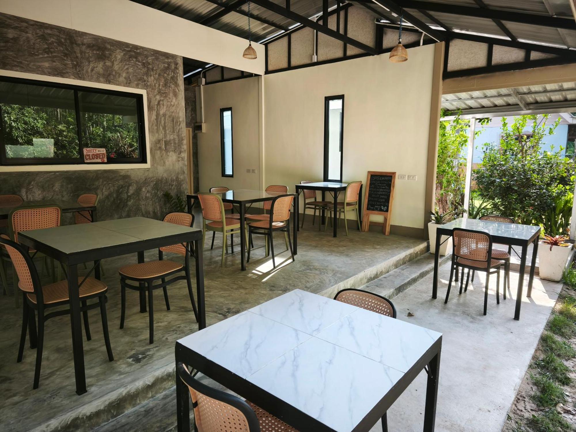 The Secret Garden Homestay Koh Yao Yai เกาะยาวใหญ่ ภายนอก รูปภาพ