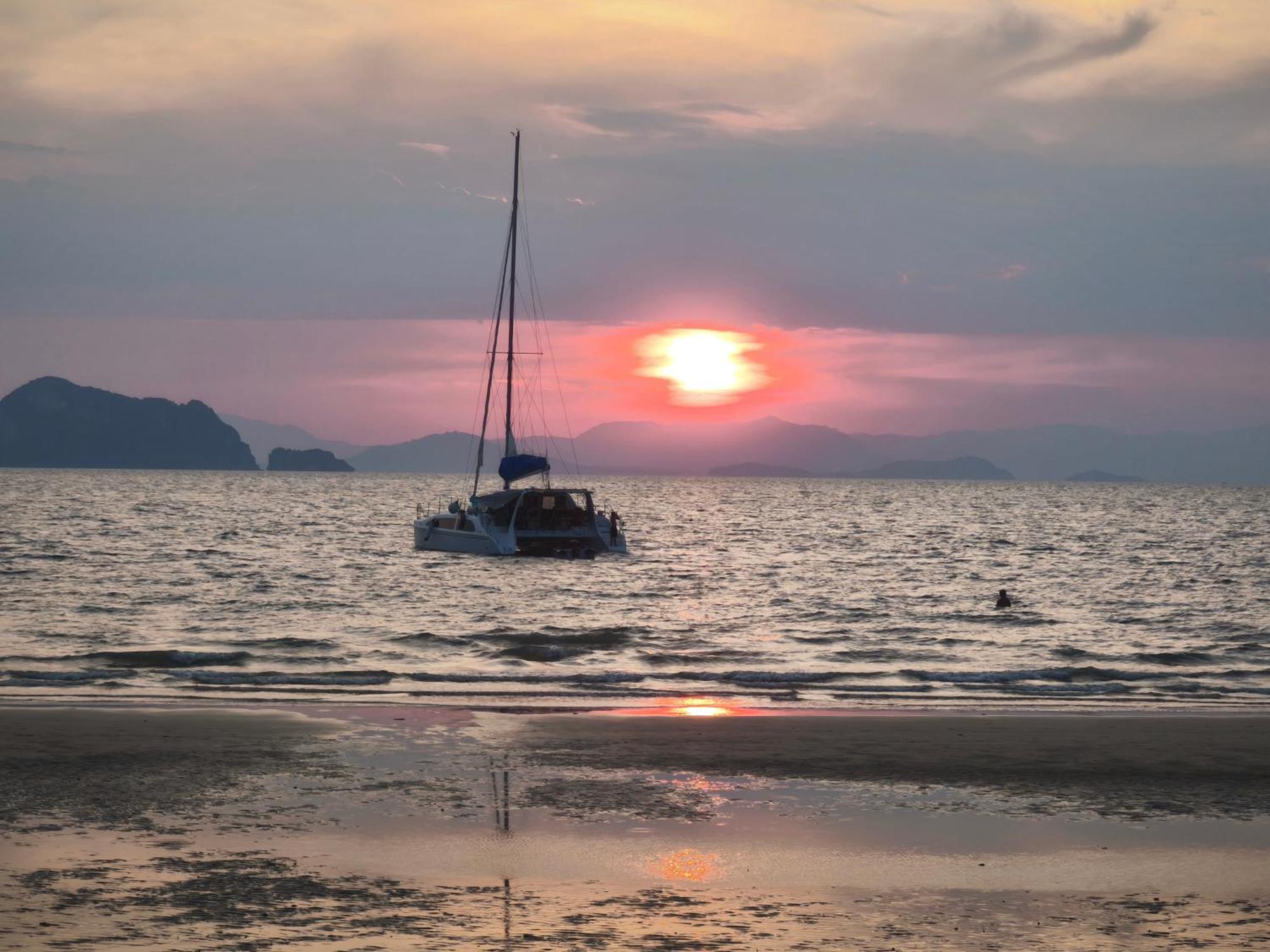 The Secret Garden Homestay Koh Yao Yai เกาะยาวใหญ่ ภายนอก รูปภาพ