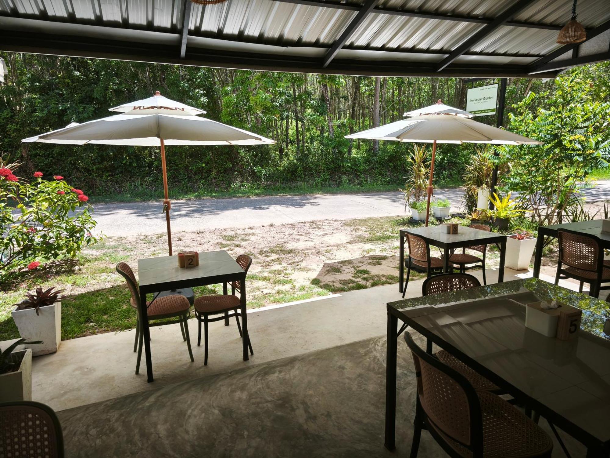 The Secret Garden Homestay Koh Yao Yai เกาะยาวใหญ่ ภายนอก รูปภาพ